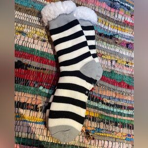 Thick and Fluffy Striped Slipper Socks NWOT